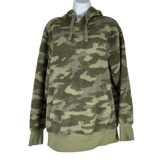 Cozy Softest Sherpa Camo Pullover Hoodie Medium Women Faux Fur Polyester - Picture 1 of 9